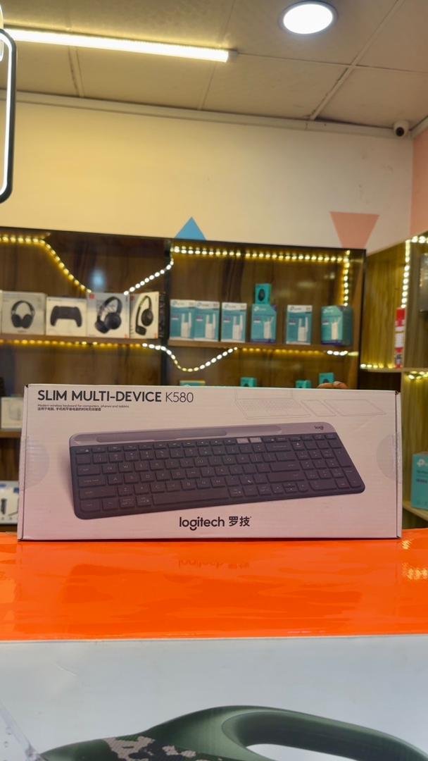 Clavier sans fil multi-appareils Logitech K580