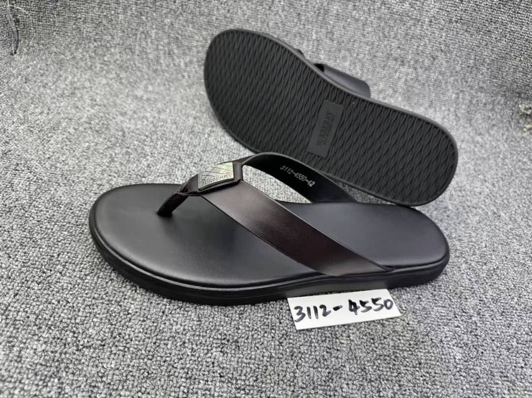 Sandales de la marque Buberry