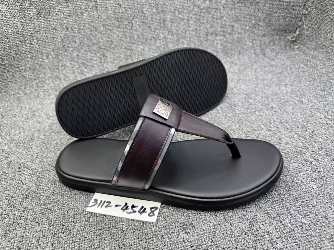 Sandales de la marque Burberry