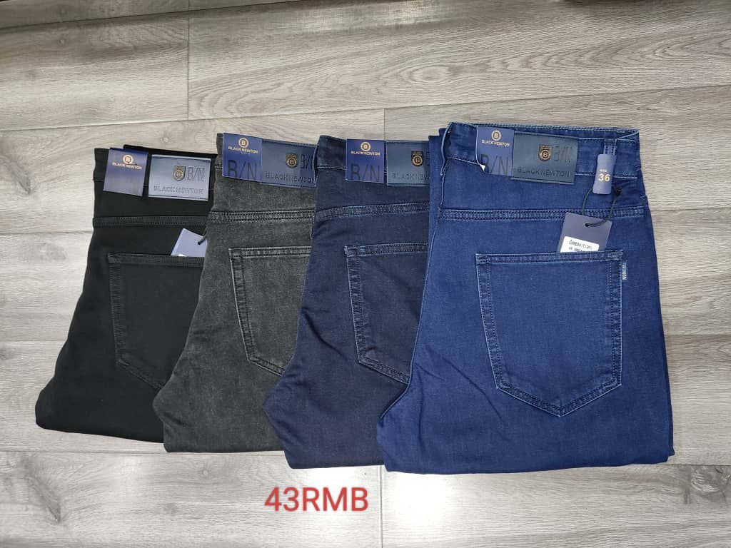 Jeans pour hommes de la marque Black Newton